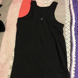 Lululemon tank top wth inner bra